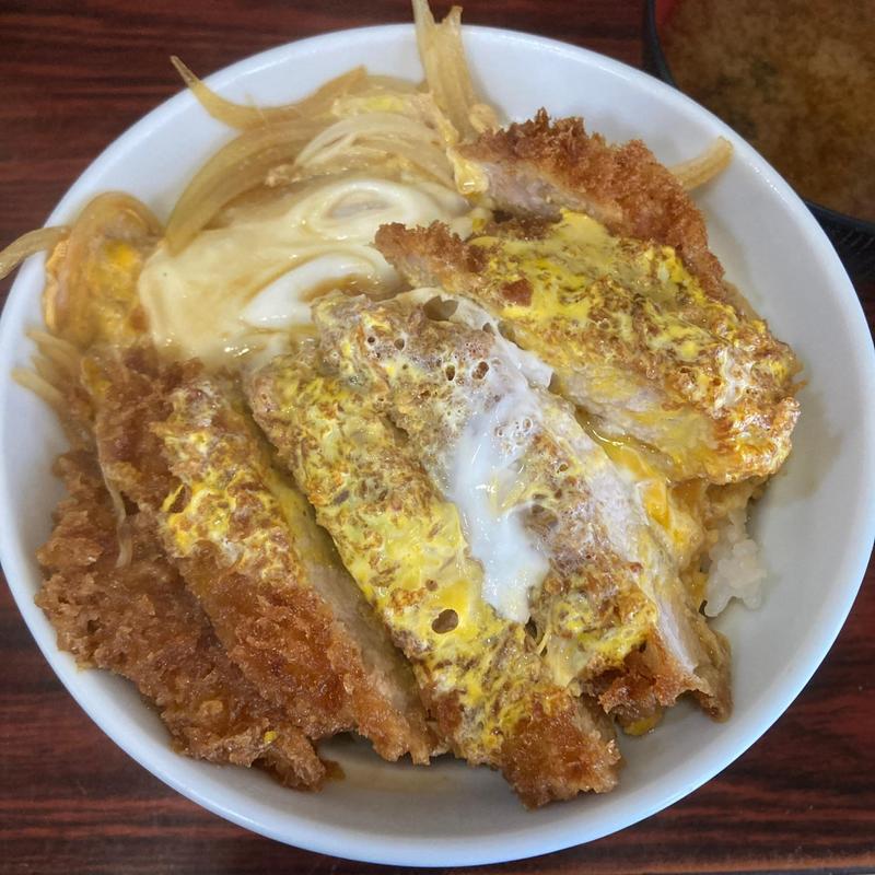 カツ丼(三好弥)