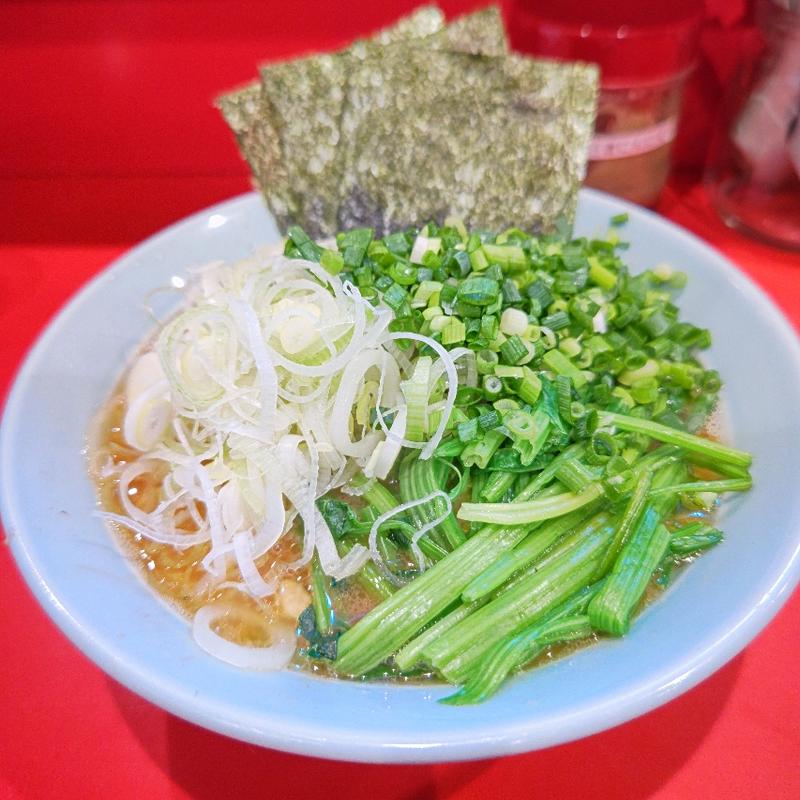 Wネギラーメン(横浜家系ラーメン 黄金家)