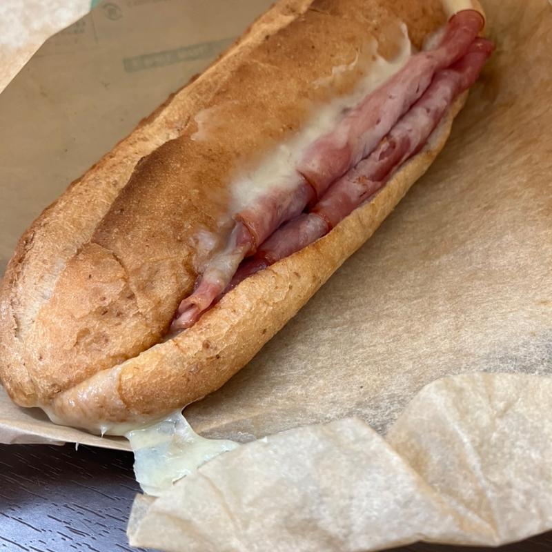 ダブルハム＆マリボーチーズ 石窯フィローネ(スターバックスコーヒー 札幌パルコ店)