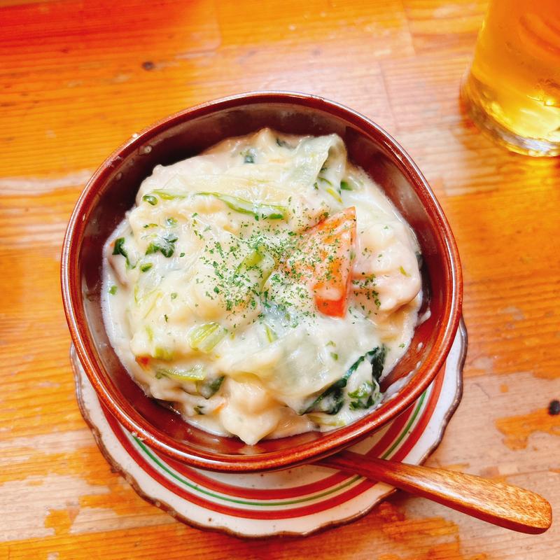 鶏とほうれん草のクリーム煮(立ち呑みスタンド ヨッコイショ)