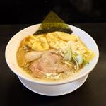 雲呑背脂煮干しラーメン(逢坂製麺（おうち麺TV.のラーメン屋さん）)