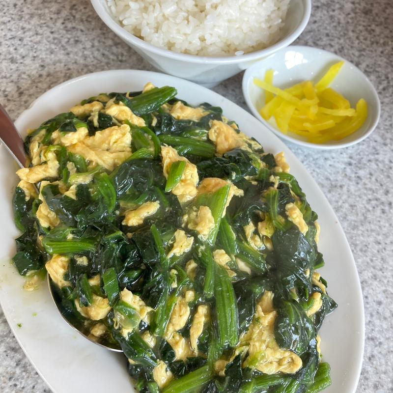 定食(豚骨ラーメン＋卵とほうれん草の炒め)(台湾美食屋 )