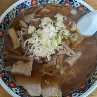 モツラーメン(半月 )