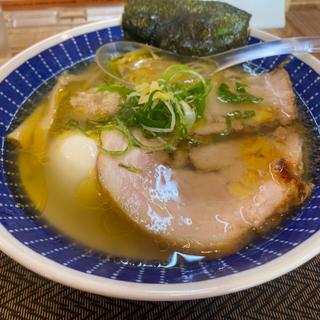 あっさり塩味玉らぁ麺(らぁ麺 桃の屋)