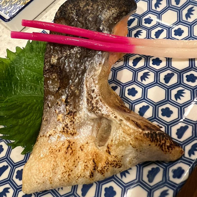 銀鮭かま塩焼き(とりさだ)