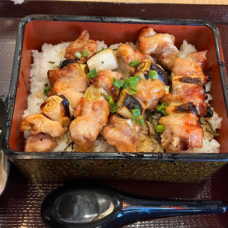 焼鳥重(炭火焼鳥 激太鳥)