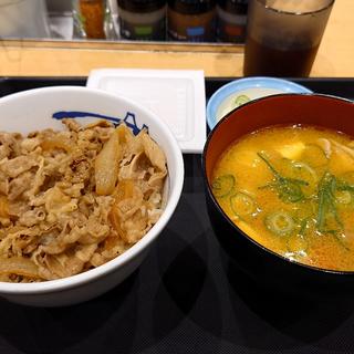 牛めし豚汁セットを(松屋 郡山芳賀店 )