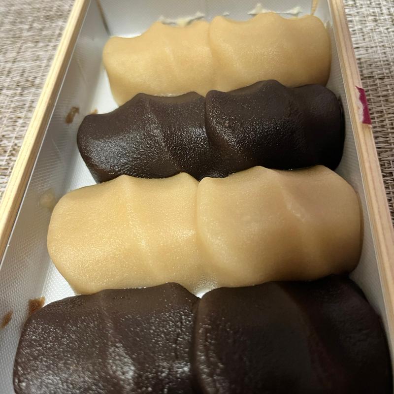 赤福　白餅黑餅(関西旅日記 神戸空港店)