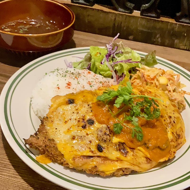 チキンパルミジャーノ(食堂 N.A.)