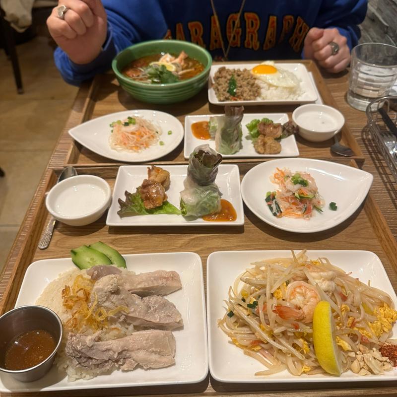 ハーフ&ハーフ（カオマンガイ・パッタイ）(アジアンダイニング PRIMO)