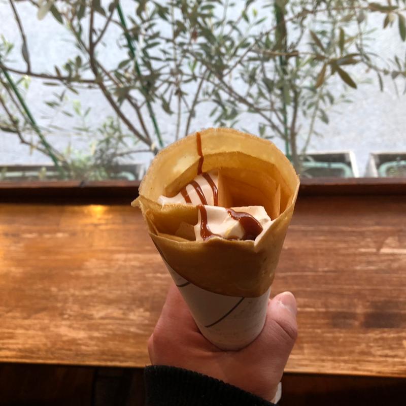 クレープ（塩キャラメルバターと生クリーム）(クレープカフェ ココ （crepe cafe Coco）)
