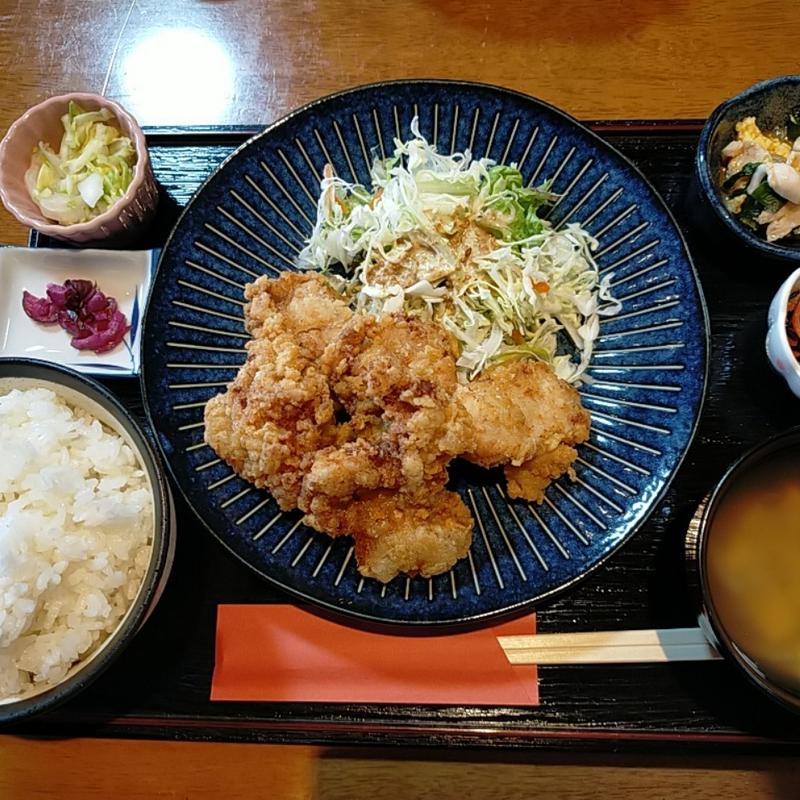 唐揚げ定食(古民家食堂 なつかしの家)