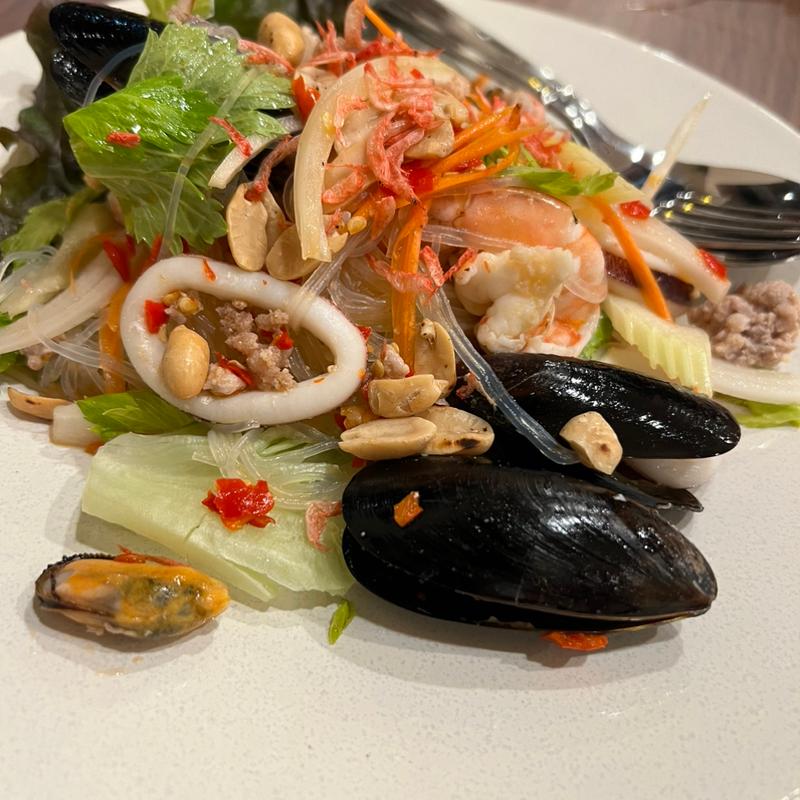 ヤムウンセン(Krua Benjarong Thai Cafe (クルア ベンジャロン タイ カフェ))