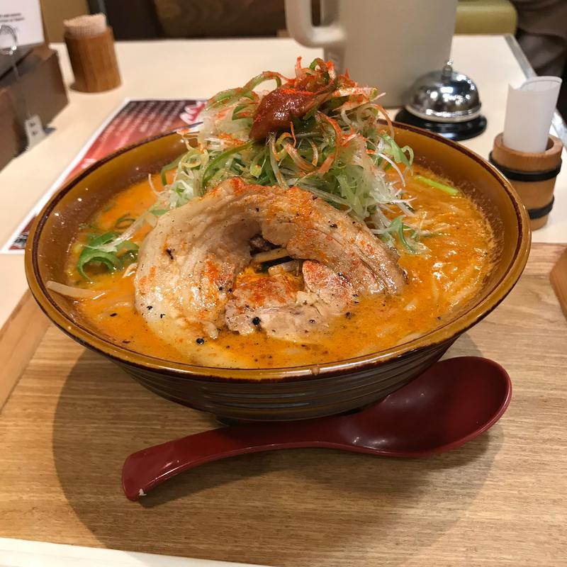 ピリ辛味噌ラーメン(味噌乃家 別府ゆめタウン店 （ミソノヤ）)