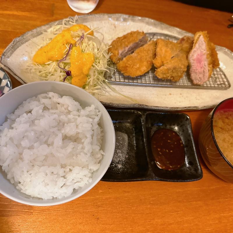 ヒレかつ定食(とんかつ桜ら咲)