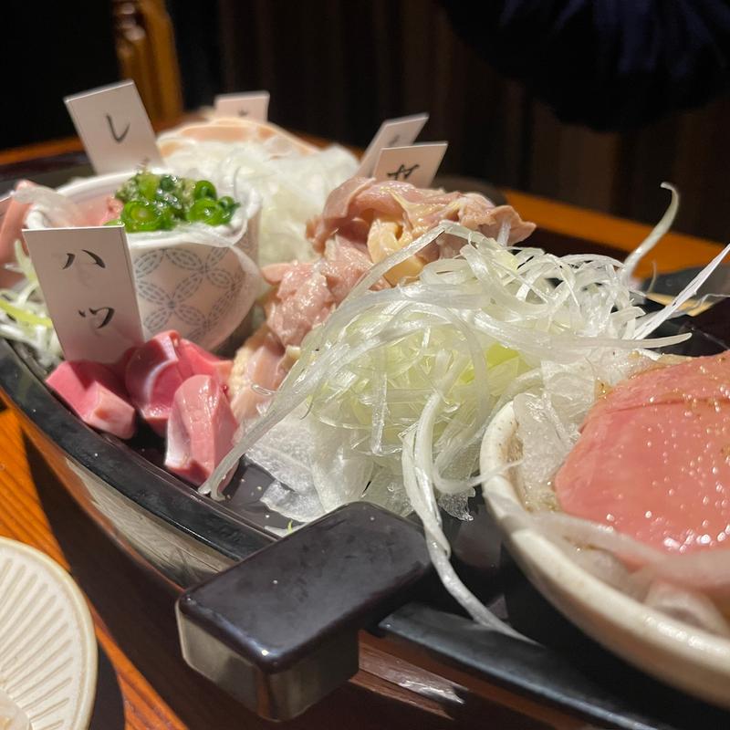 鳥刺し盛り合わせ(とりぞの)