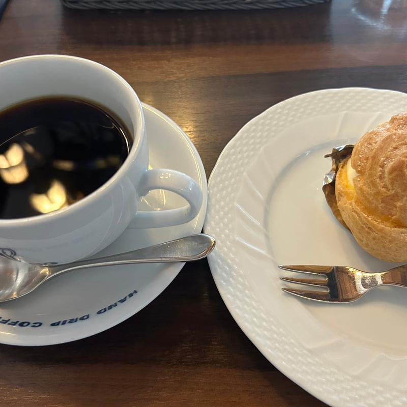 カスタードシュークリーム(星乃珈琲店 相模原清新店)