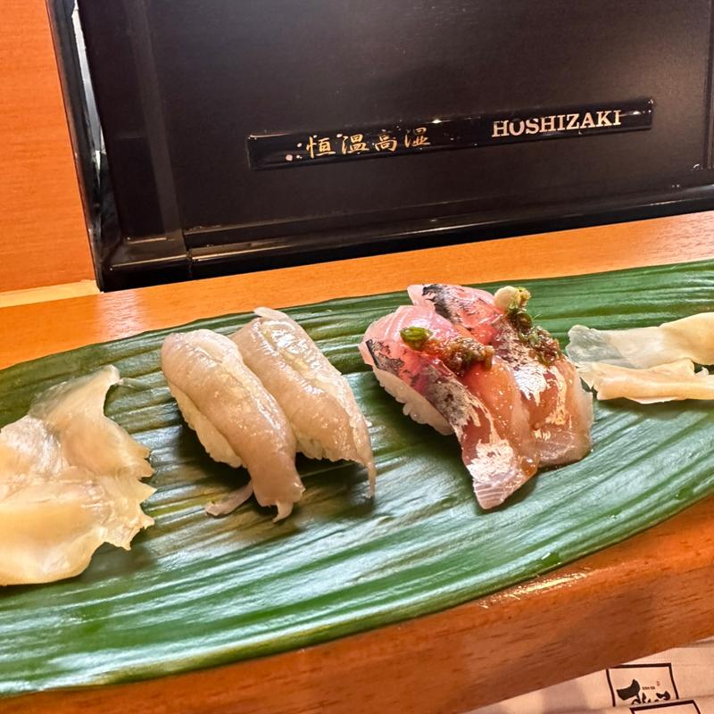 握り  ひらめ  鯵(お持ち帰りのすし健 )