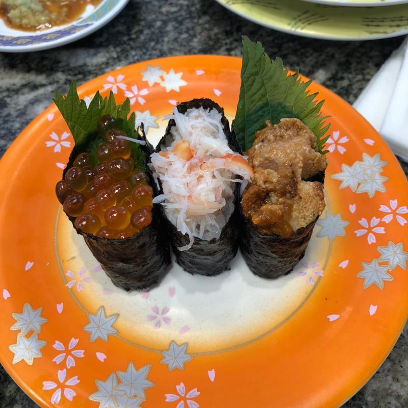 北海三種【雲丹　蟹　いくら】(回転寿司 森田(1F))