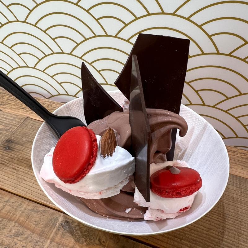 ソフトクリーム(Made in ピエール・エルメ 羽田空港)