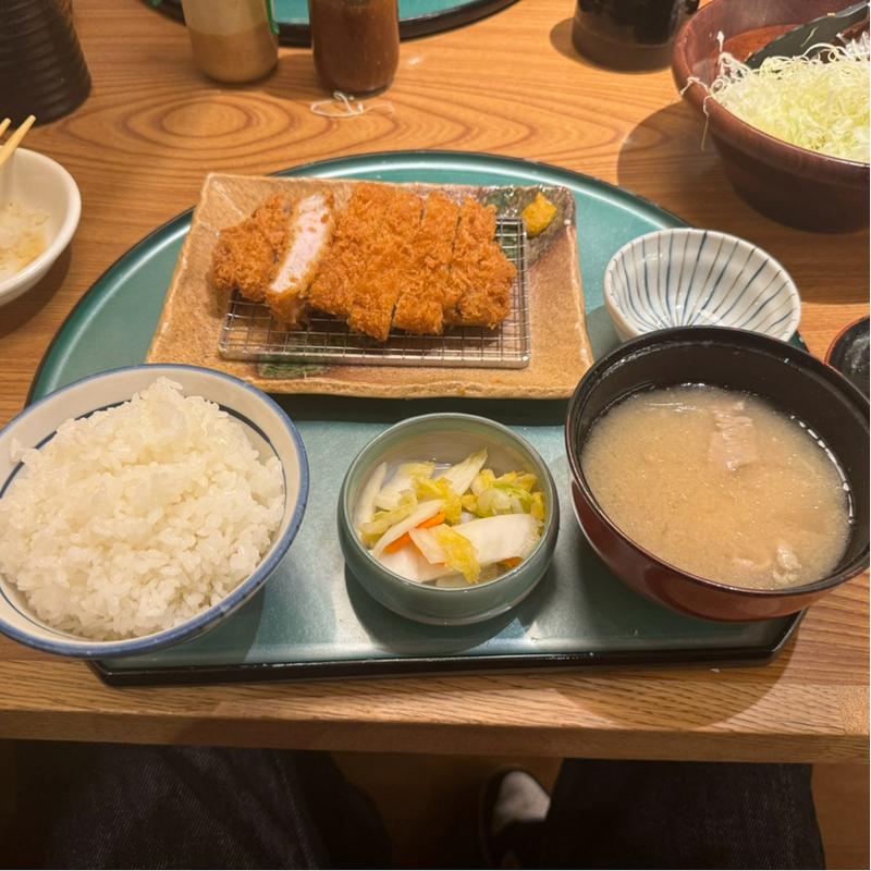 三元豚ロースカツ定食（小）（ご飯おみそ汁又は とん汁お新香付）(かつ敏 上尾店)