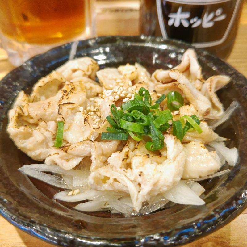 炙り鶏皮酢もつ(ぎょうざとおでん コウヅキ)