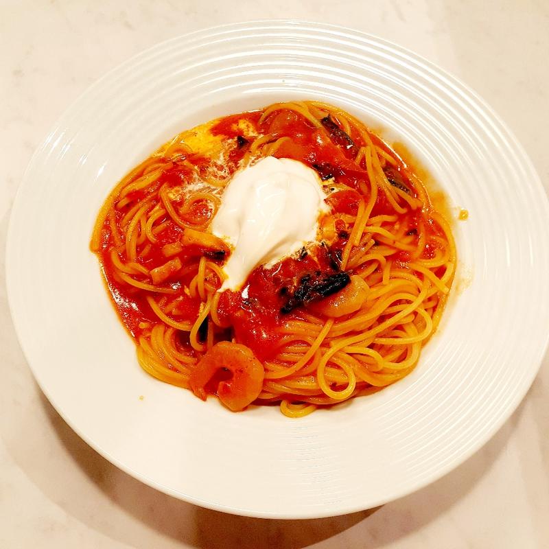 イタリア産リコッタとえびのほうれん草トマト

(オリーブの丘 綾瀬店)