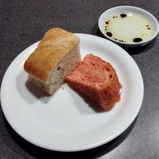 CENA COMPLETO(ディナーコース)　自家製パン(トラットリア た喜ち 高砂店)