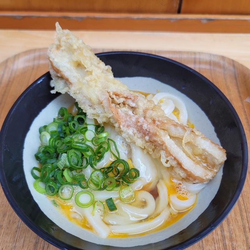 かまたま小+ちくわ天(山越うどん)