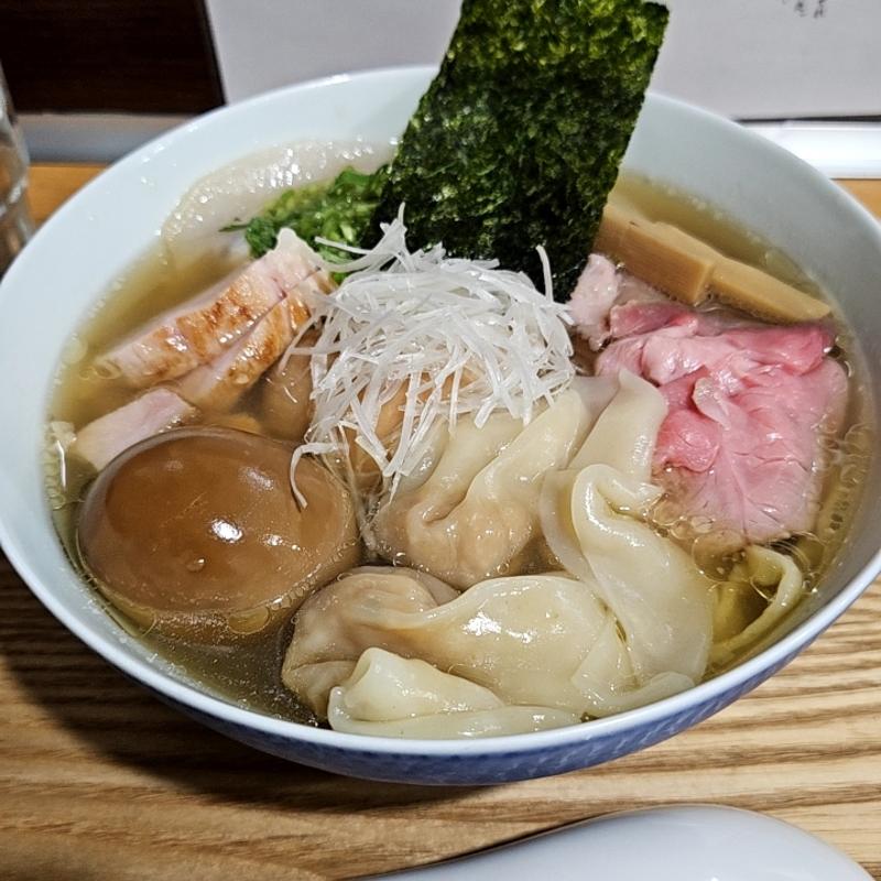 特製塩ラーメン(らーめん亭　ひなり竜王)