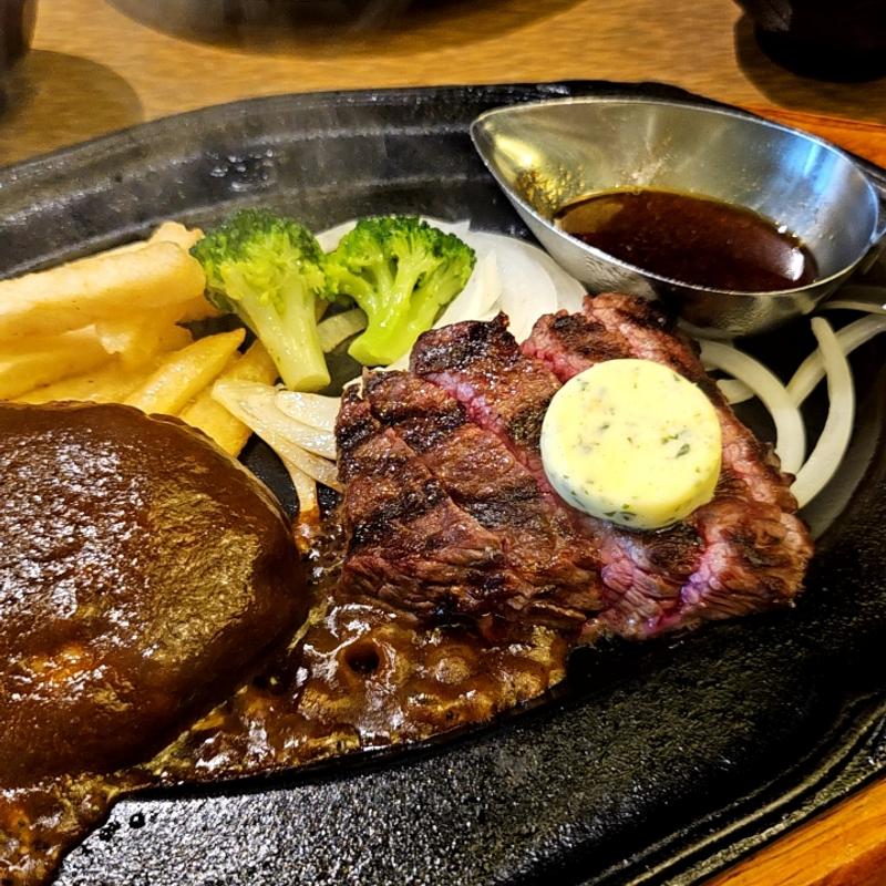 ハンバーグ&カットステーキランチ(肉の万世 本店 )