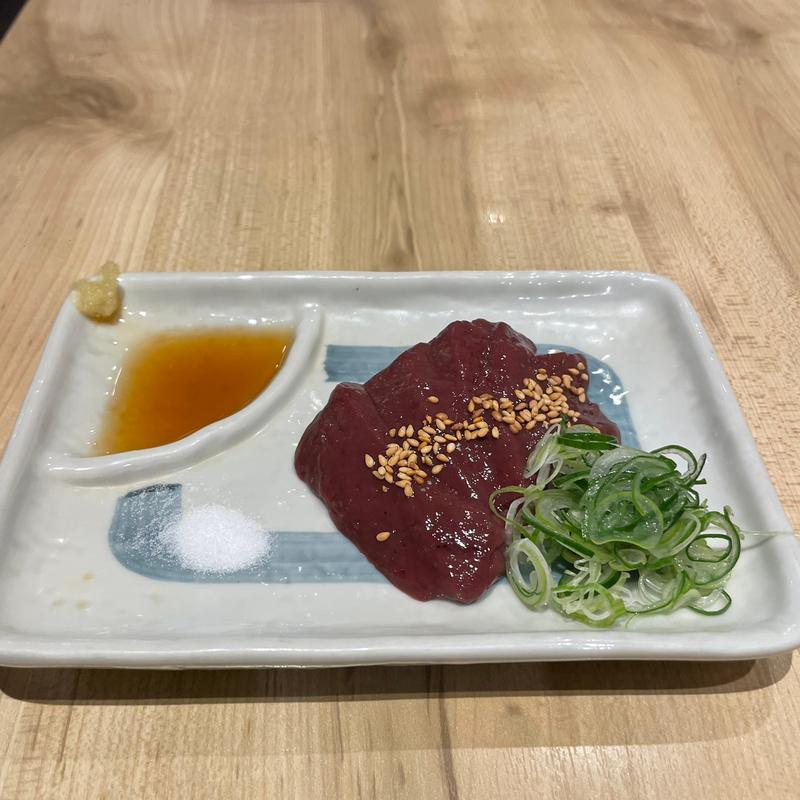 プリップリの特撰レバー(ホルモン酒場 あかやしろ燈)