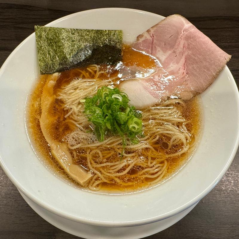 淡麗豚骨醤油らーめん(淡麗豚骨TSUCHINOTOMI)