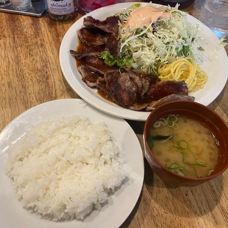 カルビ焼肉(ステーキハウス キューブ)