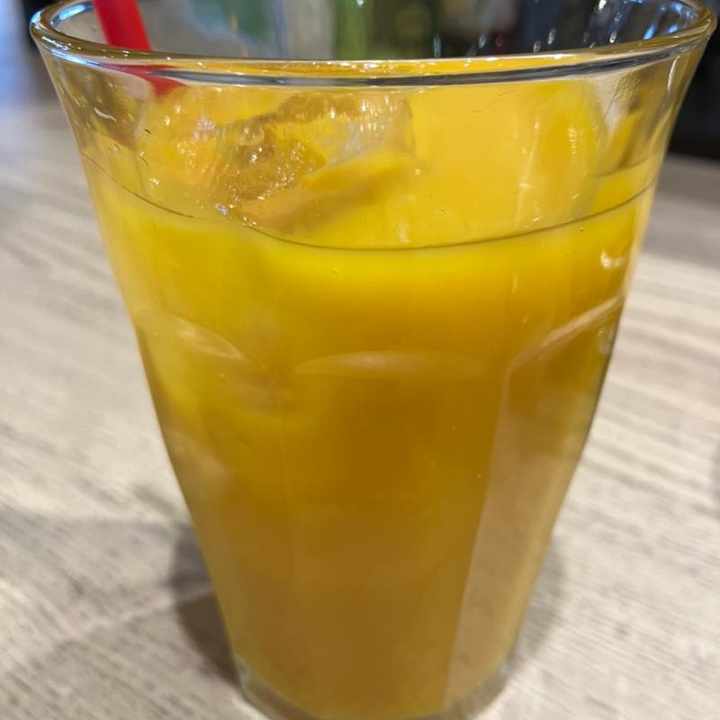 マンゴージュース(チェント ペル チェント 大麻店)