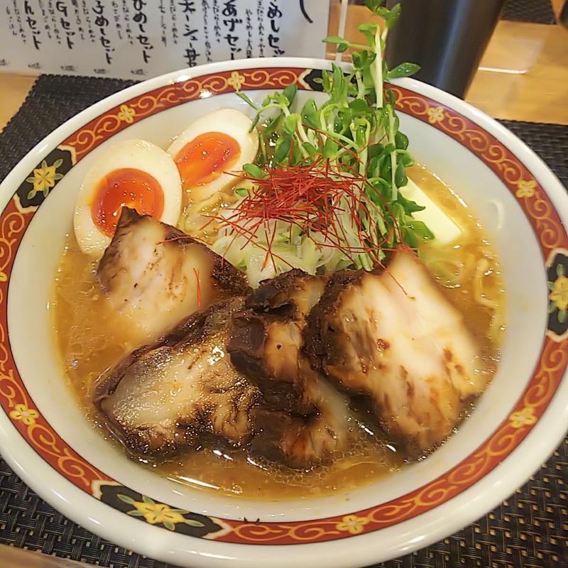 特製味噌らーめん(YAMACHAN)