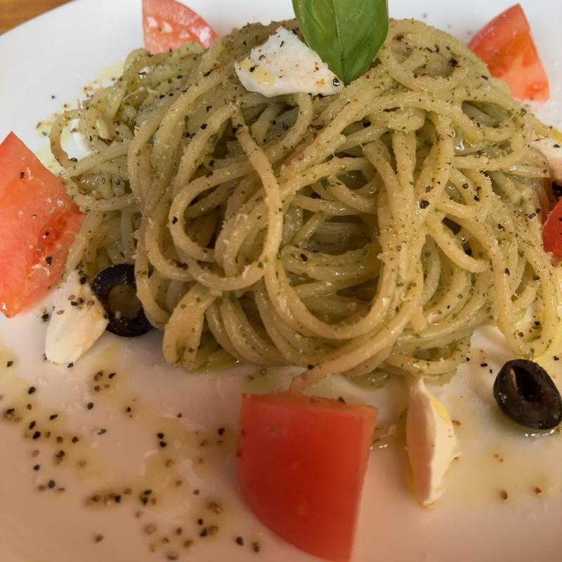 ジェノベーゼ(カフェ ロッジ)