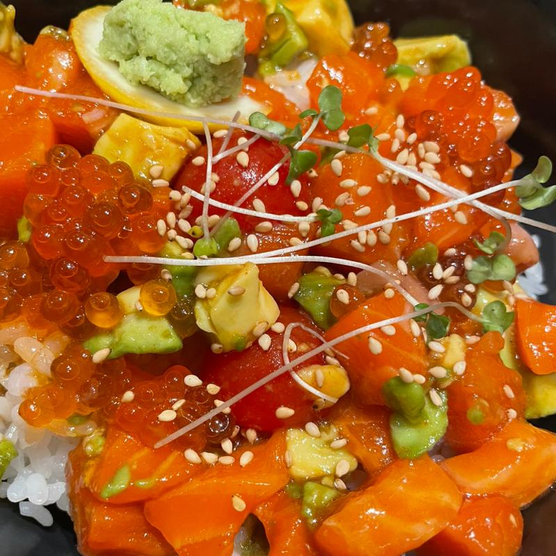 アボガドユッケ丼(王様の食卓)