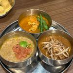三種盛り(オイシイカレー)