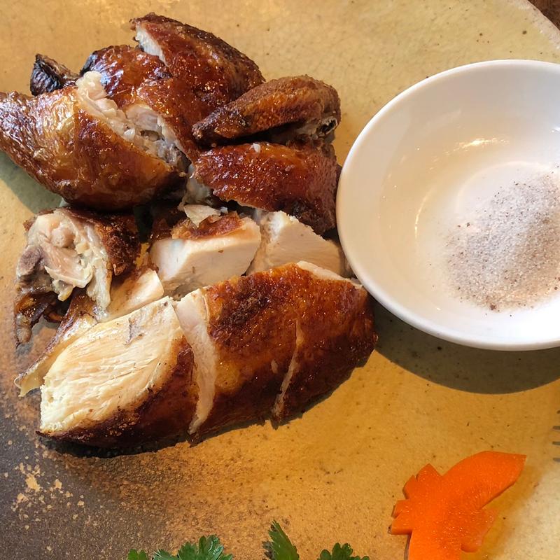 地鳥のパリパリ揚げ1/4(大鴻運天天酒楼)