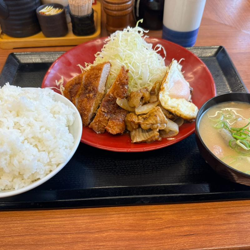 ホル玉とロースカツの合い盛り定食(かつや 見附店 )