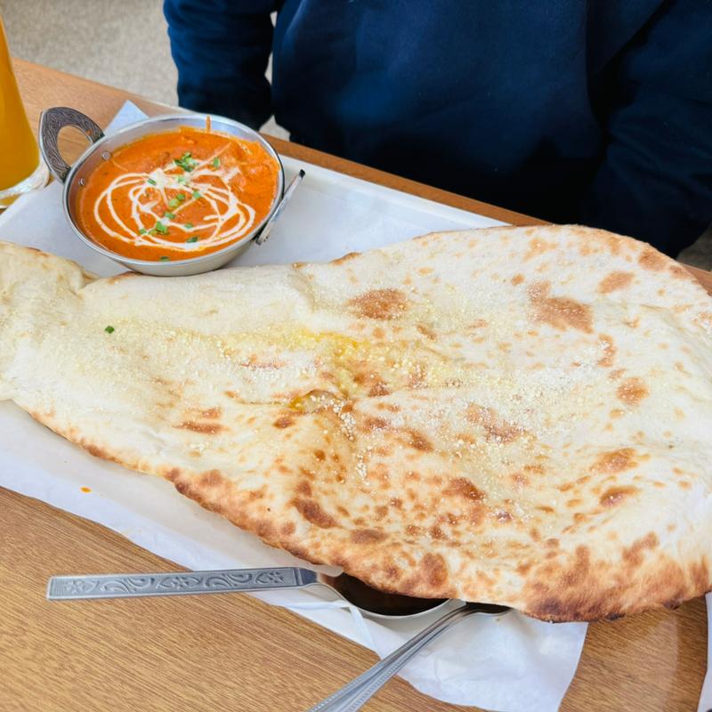 バターチキンカレー＋チーズナン(ラムじいさんのインドカレー)