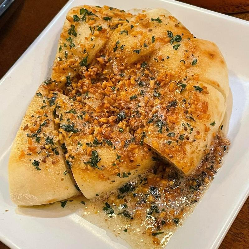 フォカッチャパンのガーリックトースト(Cucina Piccolino)