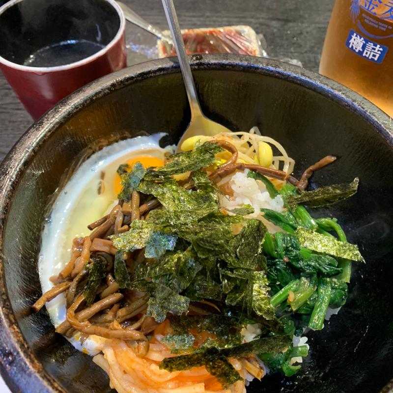 石焼きビビンバ(燦々亭 本町店 （サンサンテイ）)