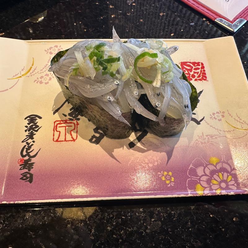 生しらす(金沢まいもん寿司 夙川グリーンプレイス店)