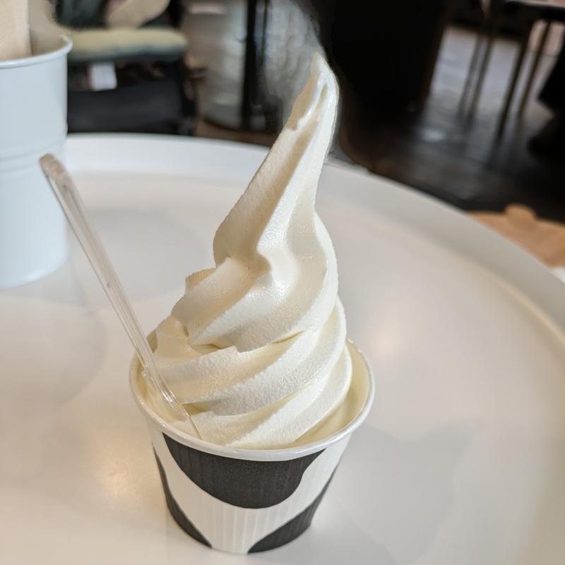 よつ葉北海道十勝ソフトクリーム(MILKLAND HOKKAIDO→TOKYO　ミルクランド北海道)