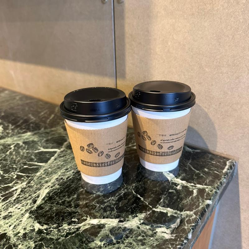 ラテ（ホット）(Obscura Laboratory)