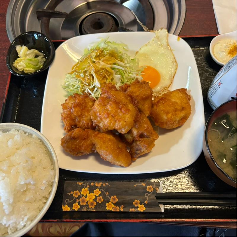 唐揚げ定食(ちゃんこ部屋 太五郎 （だいごろう）)