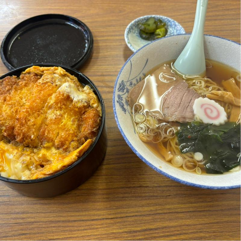 かつ丼半中華(一江庵 )