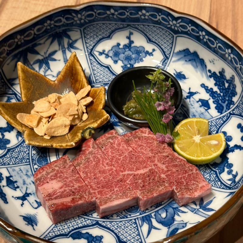 (焼肉　㐂舌　きたん)